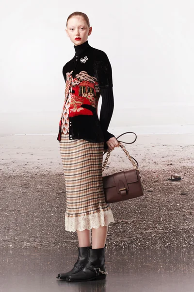 Look 13